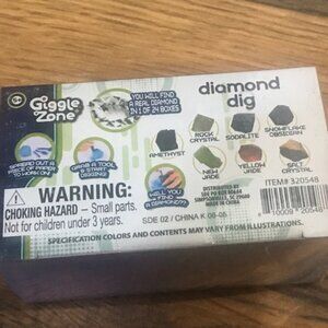 Gift Diamond Dig Box/Gemstone Dig Kit - NWT